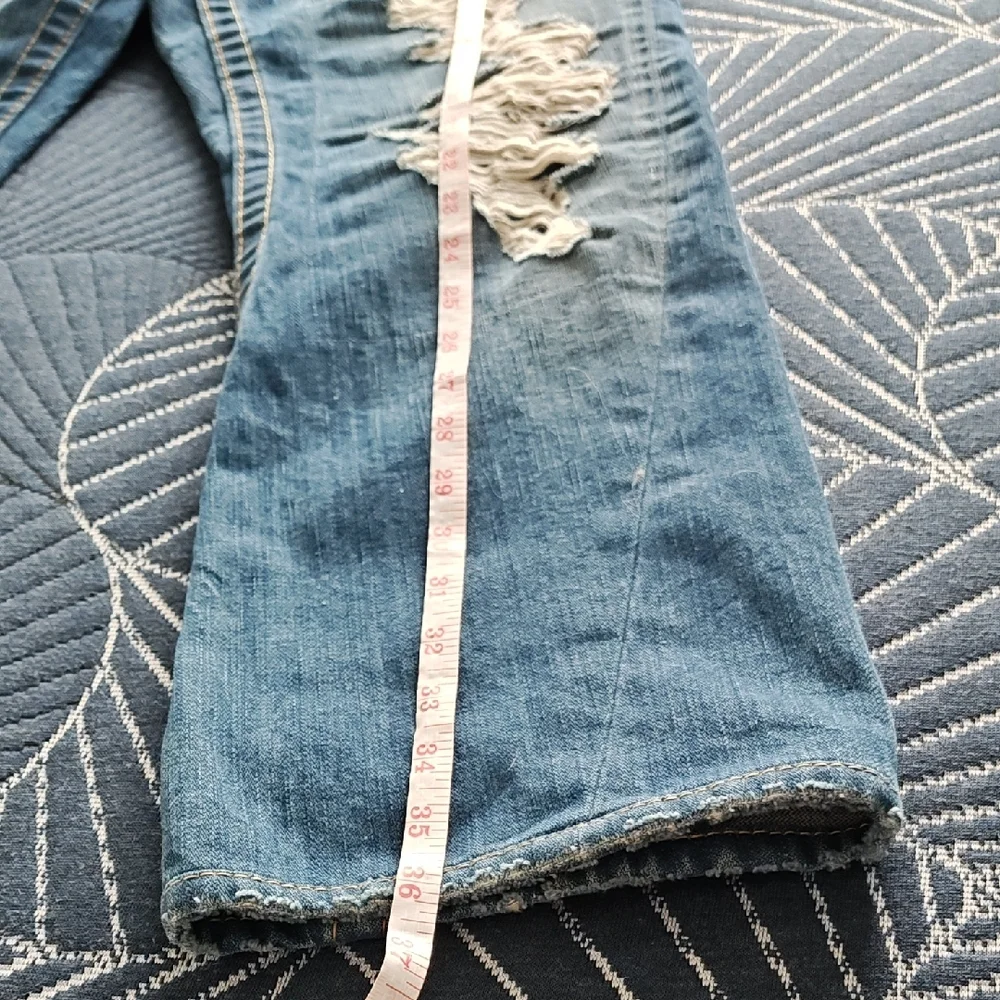 Tru Religion 💙 Distressed Women's Blue Jeans 16'' - Picture 5 of 10